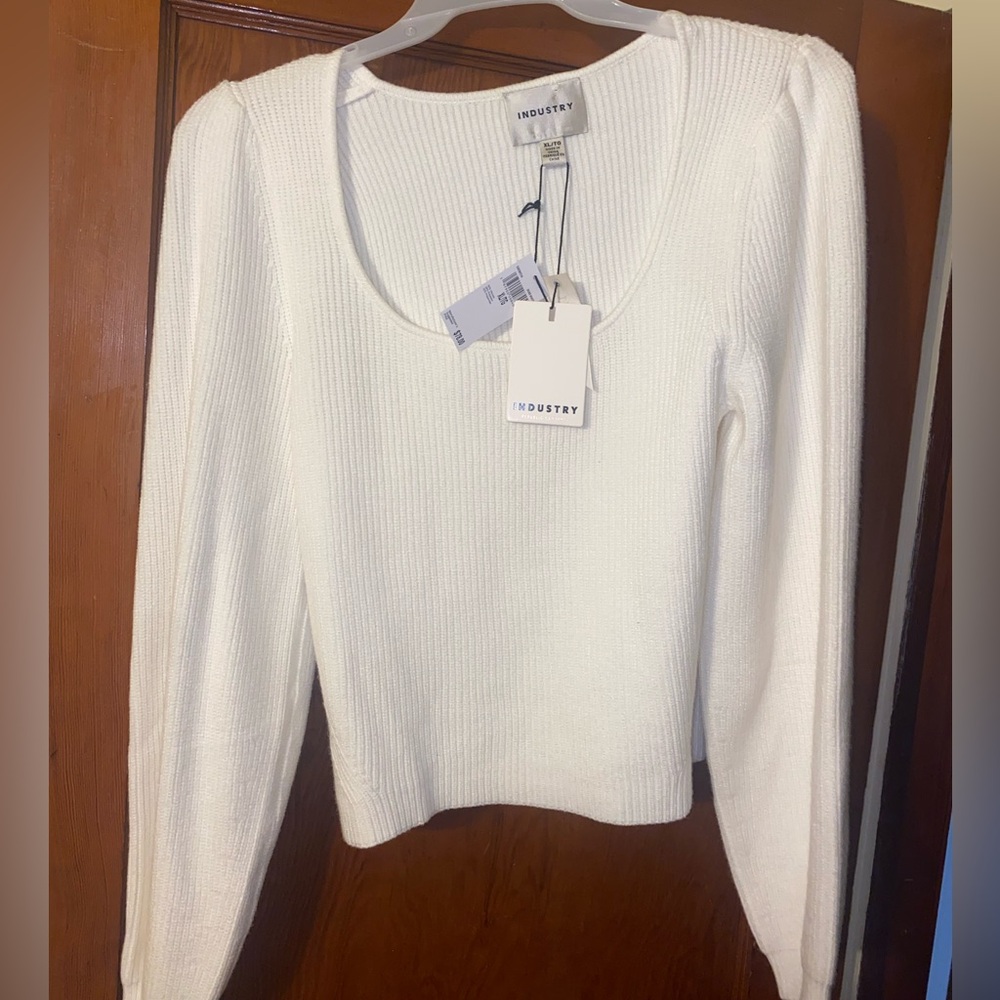 INDUSTRY White/Beige puffed shoulder sweater